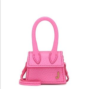 Jacquemus
Le Petit Chiquito Mini Leather Bag